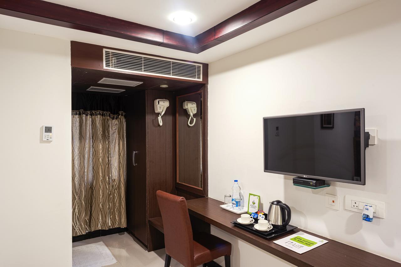 Treebo Empire Otel Vijayawāda Dış mekan fotoğraf